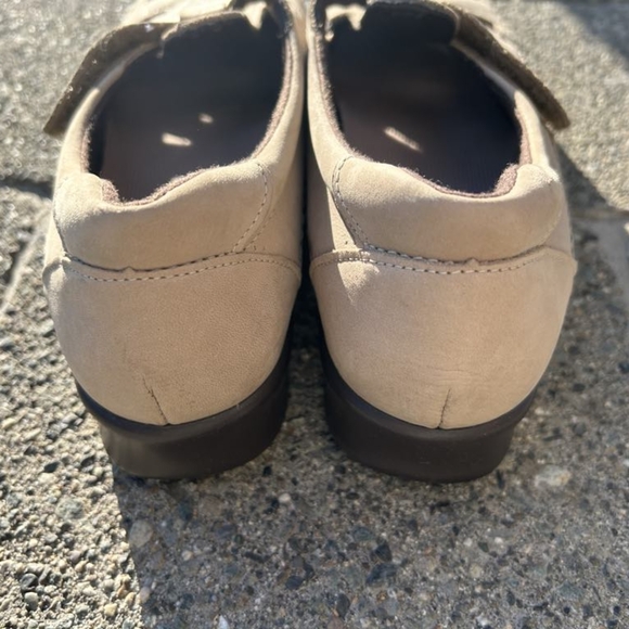 SAS Shoes - Picture 2 of 4